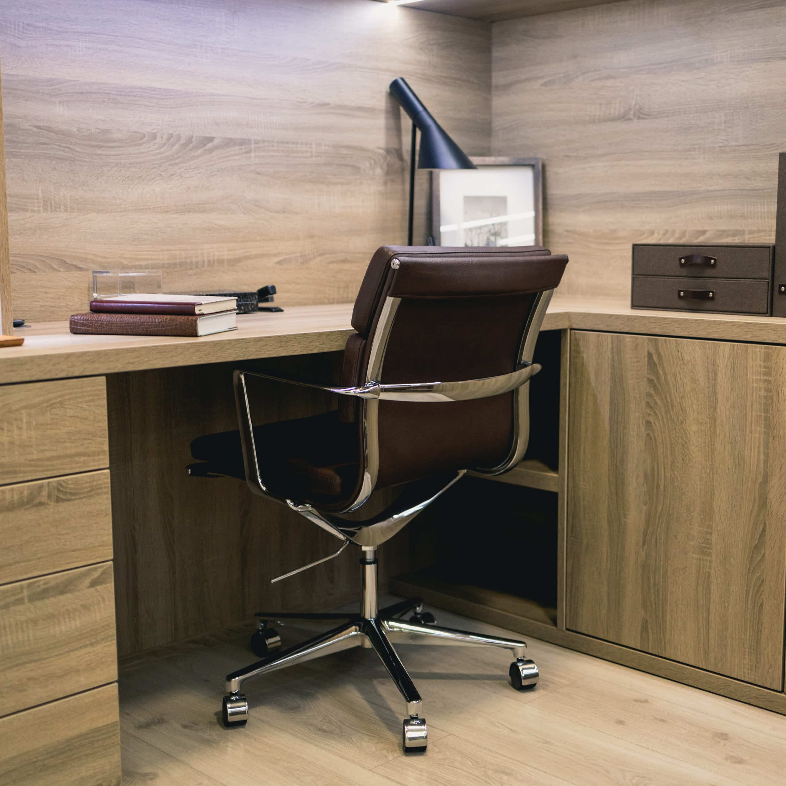 Shadow Oak study with fitted L-shaped desk, drawers and brown leather office chair