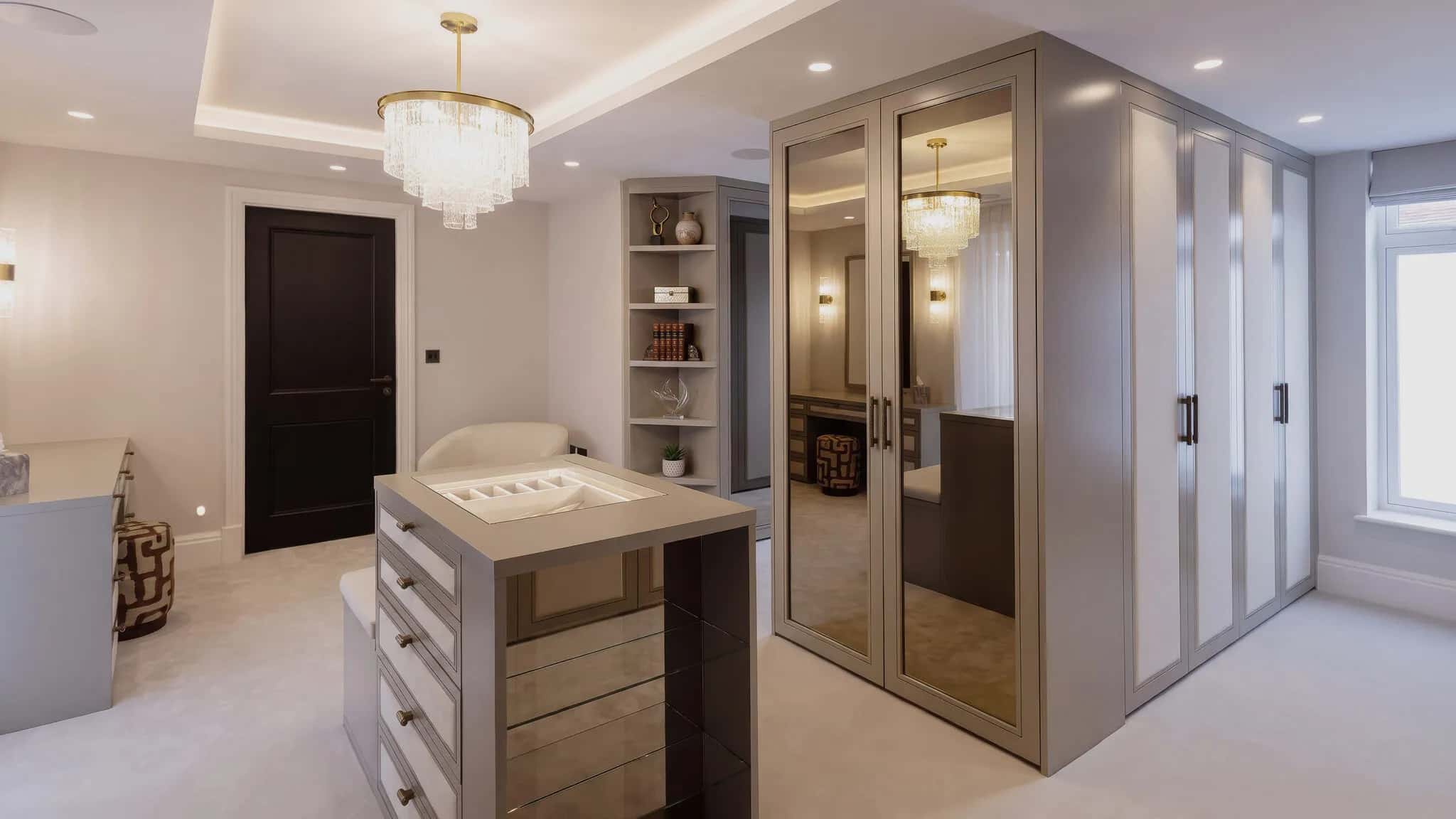 Radlett Walk In Wardrobe