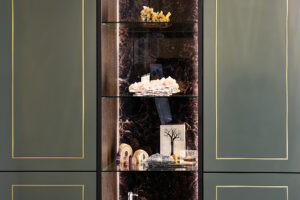 Bespoke Family Room with Bar.